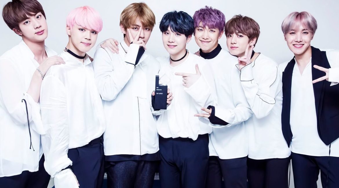 Участники корейской группы BTS займутся сольными проектами